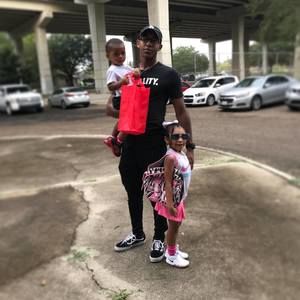 Meet your Posher, Roy